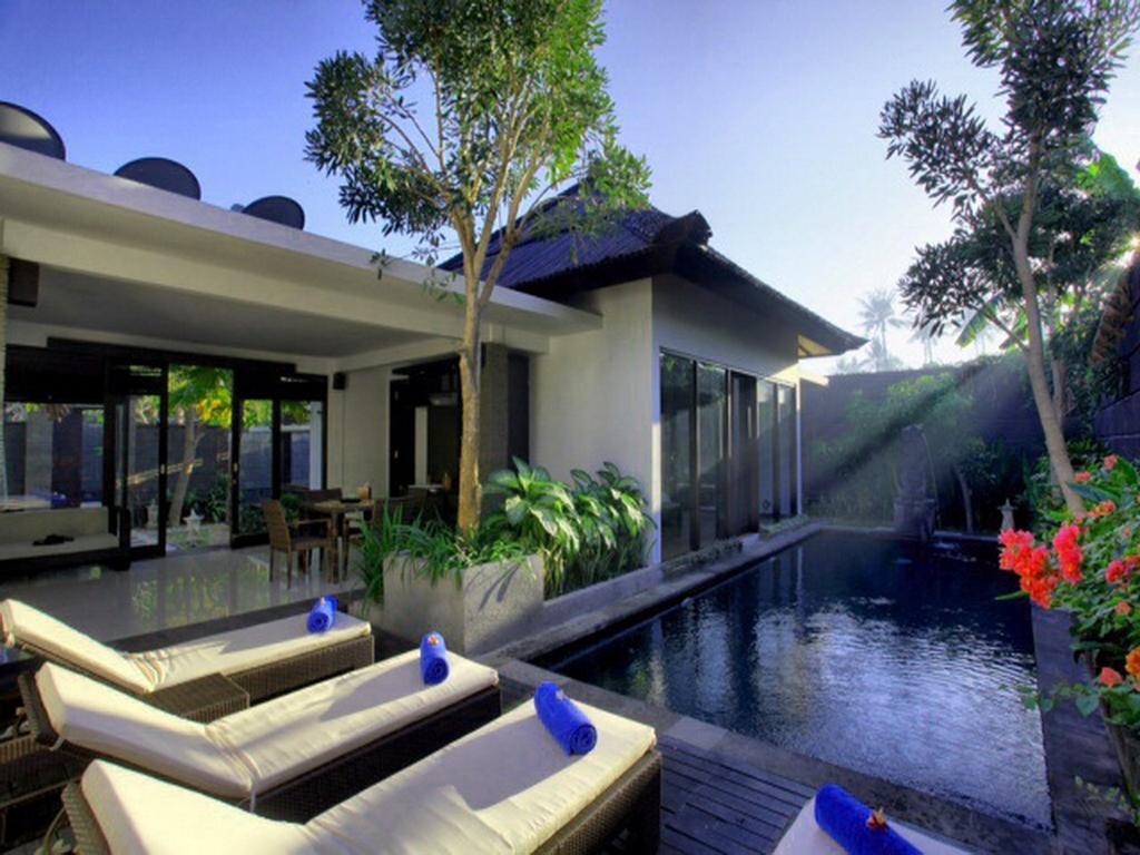 Gino Feruci Villa Lovina By Kagum Hotels Extérieur photo